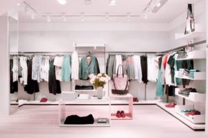 В цвете персика