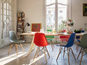 Одинаковая мебель