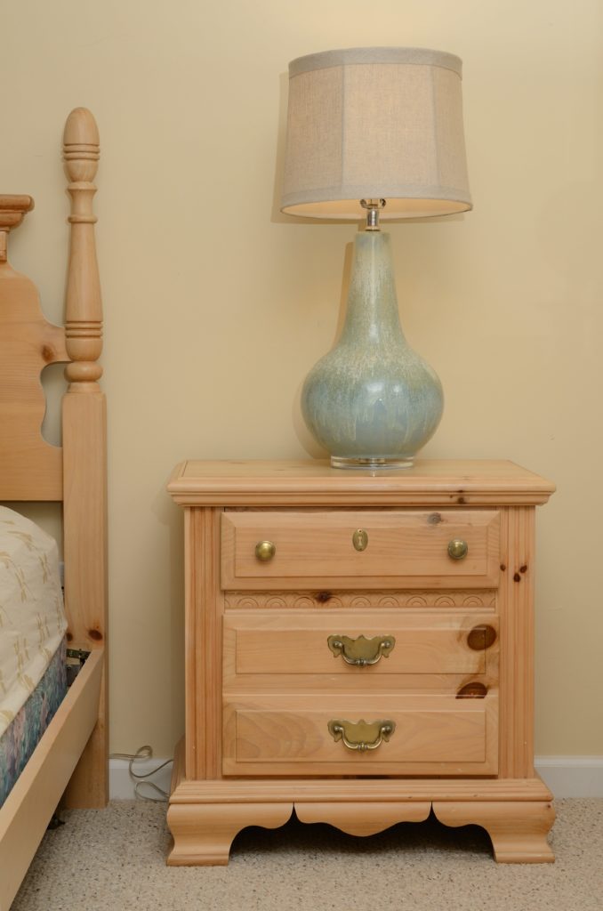 безопасный материал - дерево