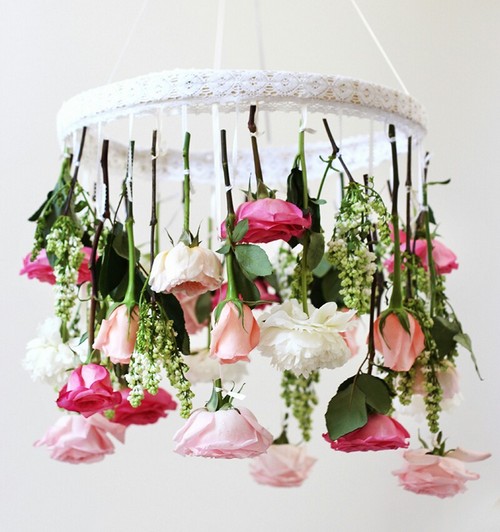 Прощайте, цветочные стены, привет, люстры из цветов